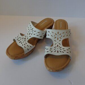 Thom McAn White Leather Womens 2.5"Mule Heel Slip on Open Toe Sandals‎ Size 7.5M